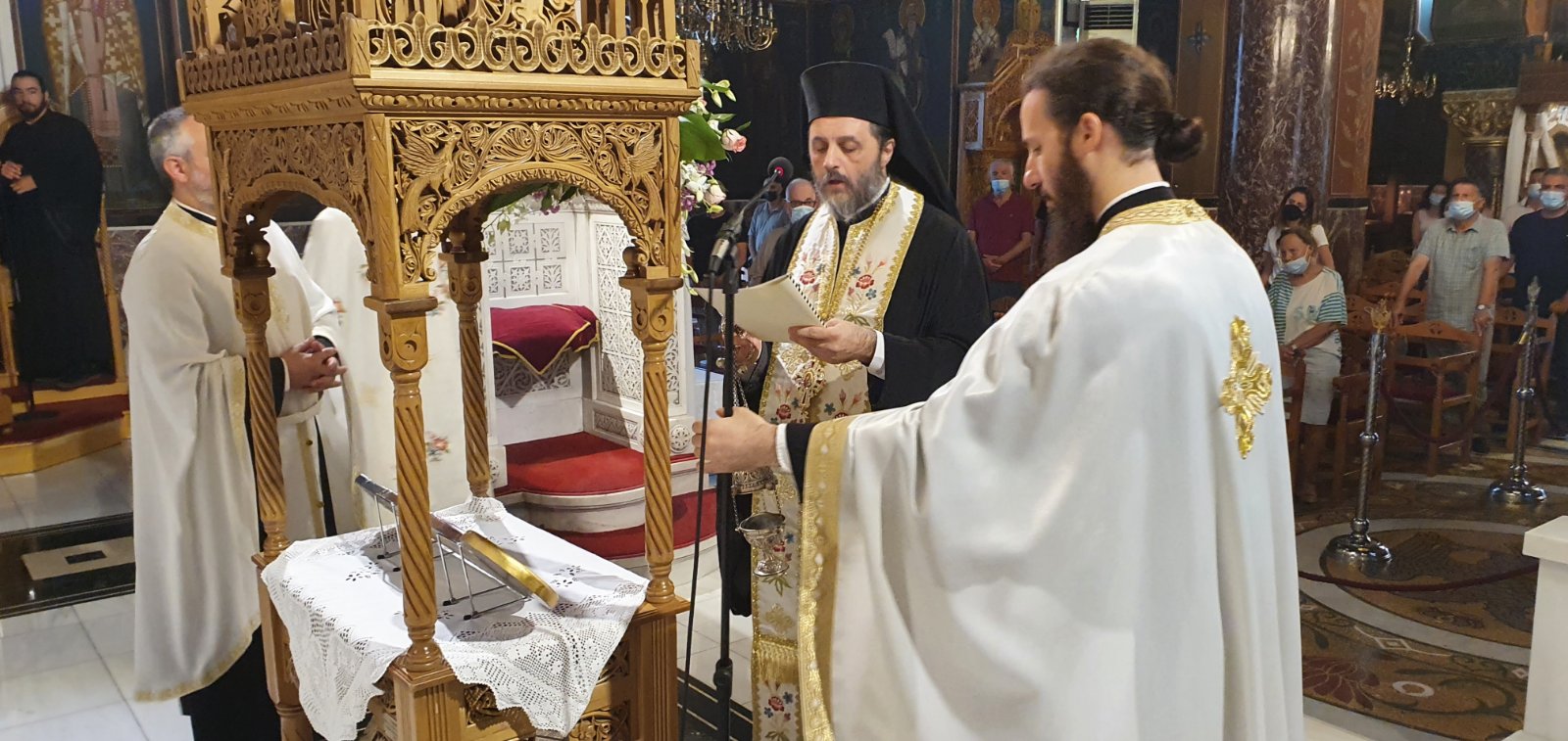 ΠΑΡΑΚΛΗΣΗ ΚΑΙ ΕΓΚΩΜΙΑ ΠΡΟΣ ΤΗΝ ΥΠΕΡΑΓΙΑ ΘΕΟΤΟΚΟ ΣΤΟΝ ΜΗΤΡΟΠΟΛΙΤΙΚΟ ΙΕΡΟ ΝΑΟ ΑΓΙΑΣ ΤΡΙΑΔΟΣ ΒΥΡΩΝΟΣ